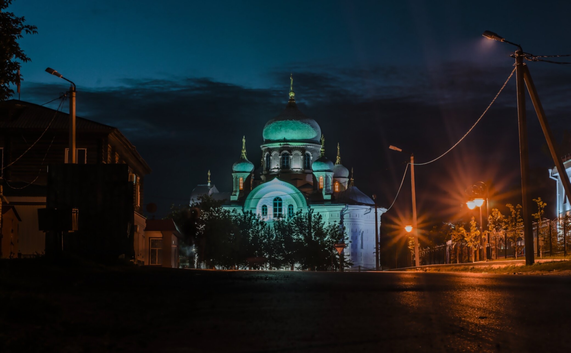 Никольский кафедральный собор в Ишиме: ночная фотография