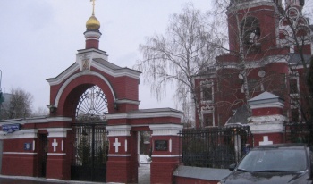 Входная группа храма Тихвинской иконы Божией Матери в Алексеевском