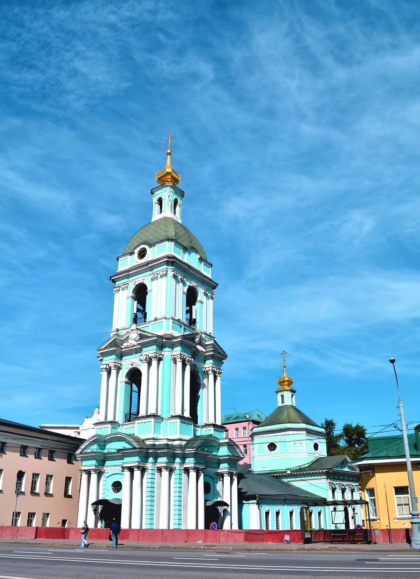 Храм Живоначальной Троицы в Серебряниках