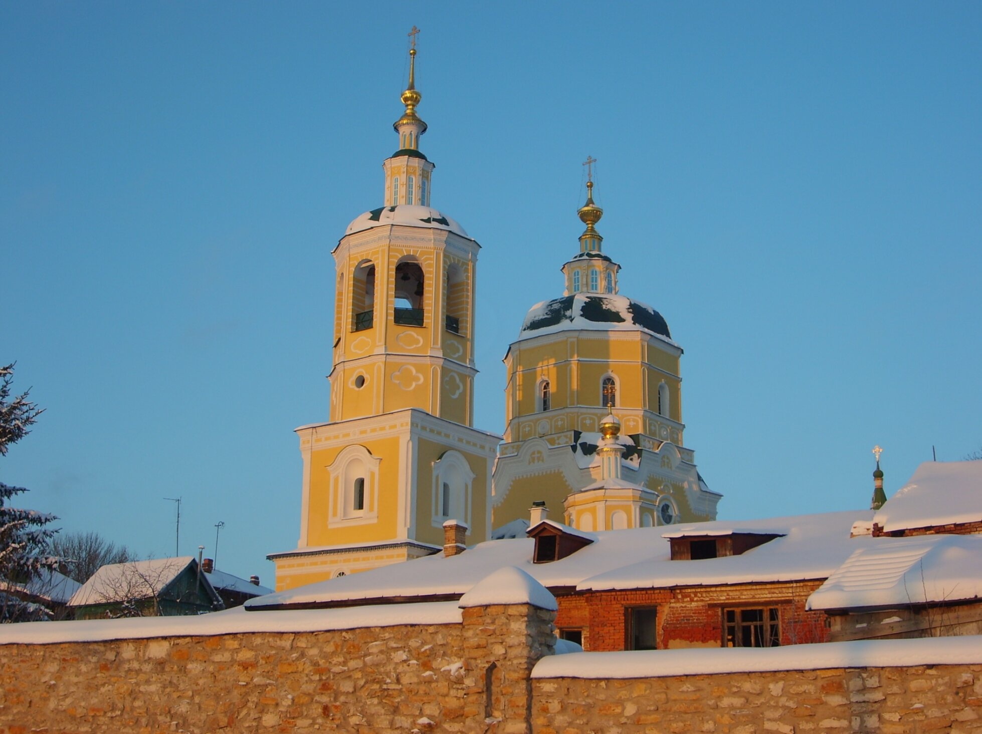 Храм Илии Пророка в Серпухове - зимняя фотография