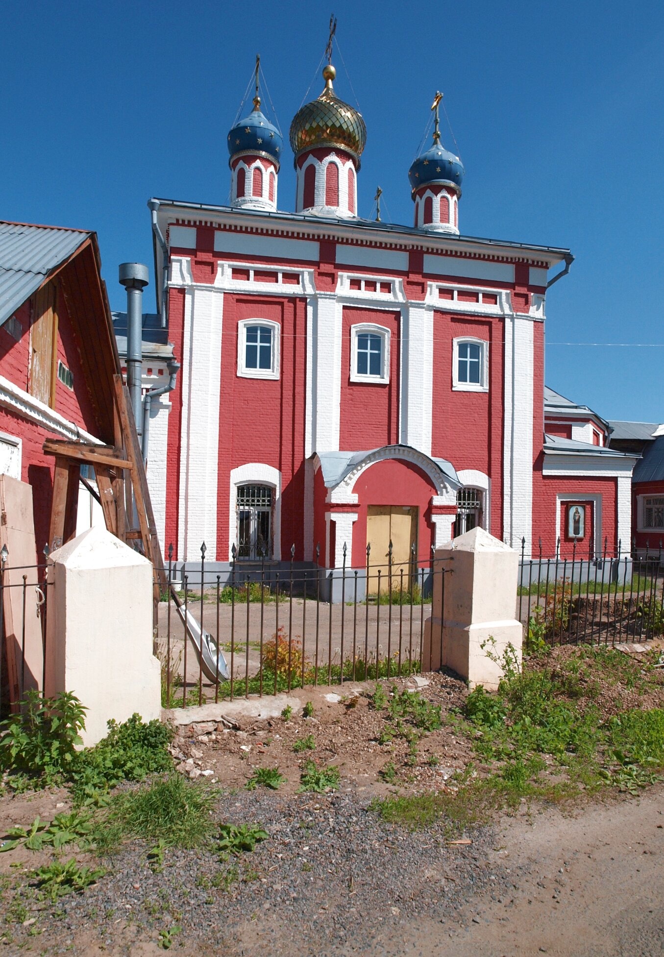 Церковь Флора и Лавра в Кашире - архитектура и история