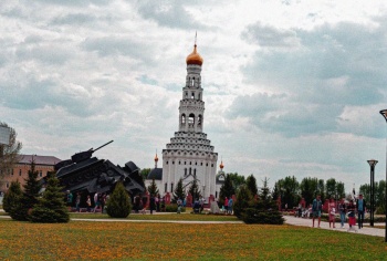 Храм Святых Апостолов Петра и Павла на Прохоровском поле