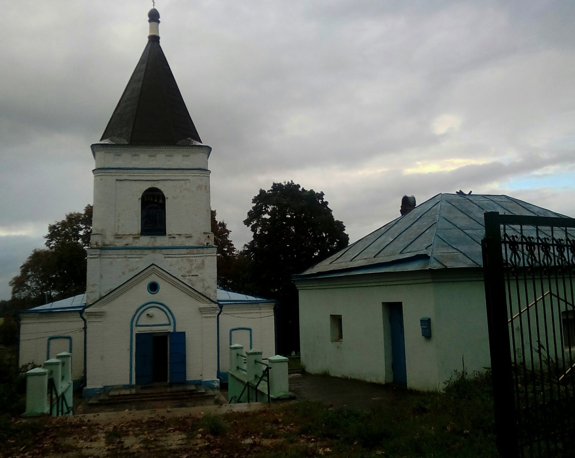 Храм иконы Божией Матери «Знамение» в селе Аннино