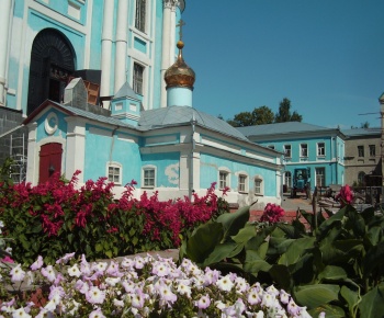 Храм святителя Тихона Задонского в Задонском Рождество-Богородицком монастыре
