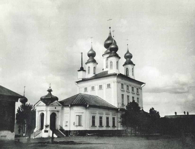 Воскресенский кафедральный собор в Шуе на исторической фотографии