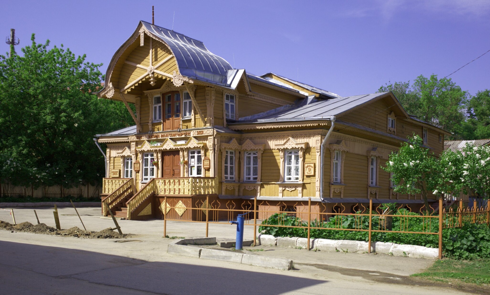 Церковь Тихвинской иконы Божией Матери в Козлово