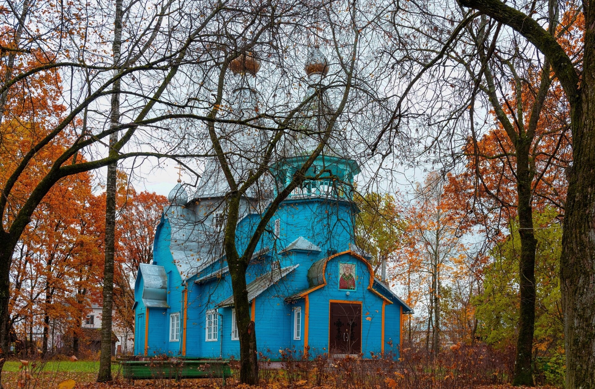 Храм Святителя Николая Чудотворца в городе Пыталово