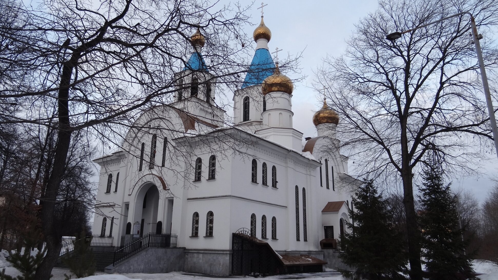 Храм Рождества Христова на Уралмаше в Екатеринбурге