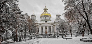 Спасский кафедральный собор в Пензе — зимняя фотография