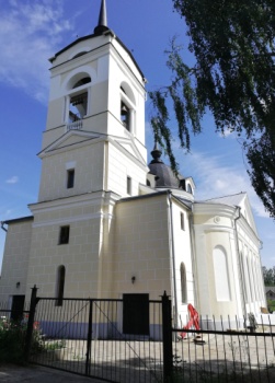 Воскресенская церковь в селе Шипулино