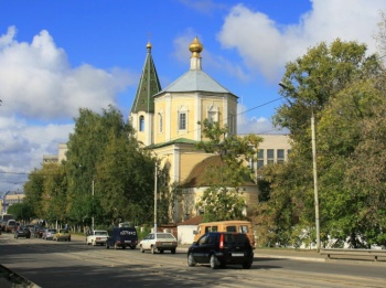 Храм Трёх Исповедников (Троицы Живоначальной) в Твери