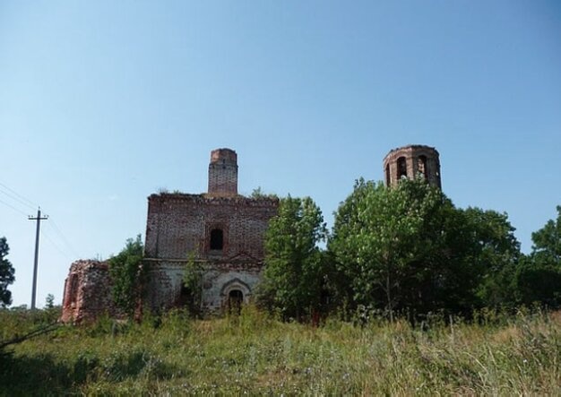 Руины Церкви Покрова Пресвятой Богородицы в Одоевщине