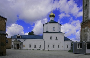 Церковь Воскресения Христова в Клину: История и Архитектура
