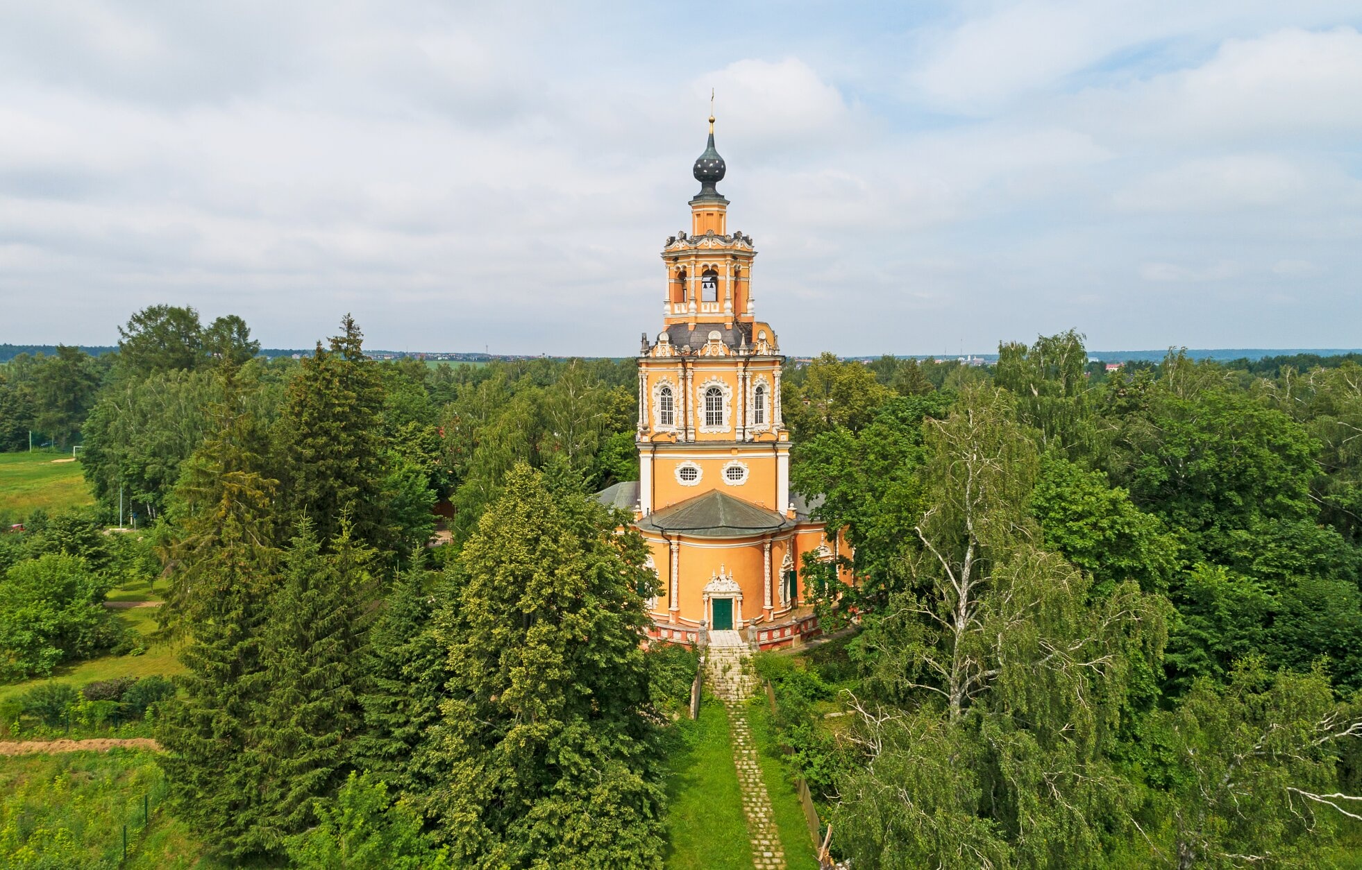 Храм Спаса Нерукотворного Образа в селе Уборы