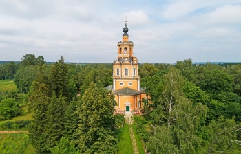 Храм Спаса Нерукотворного Образа в селе Уборы