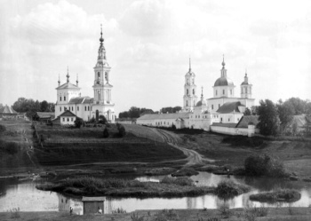 Свято-Николаевский Клобуков монастырь в городе Кашин