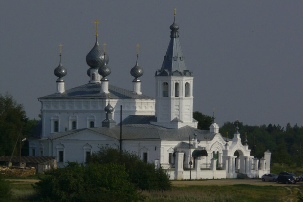 Храм Святителя Иоанна Златоуста в селе Годеново