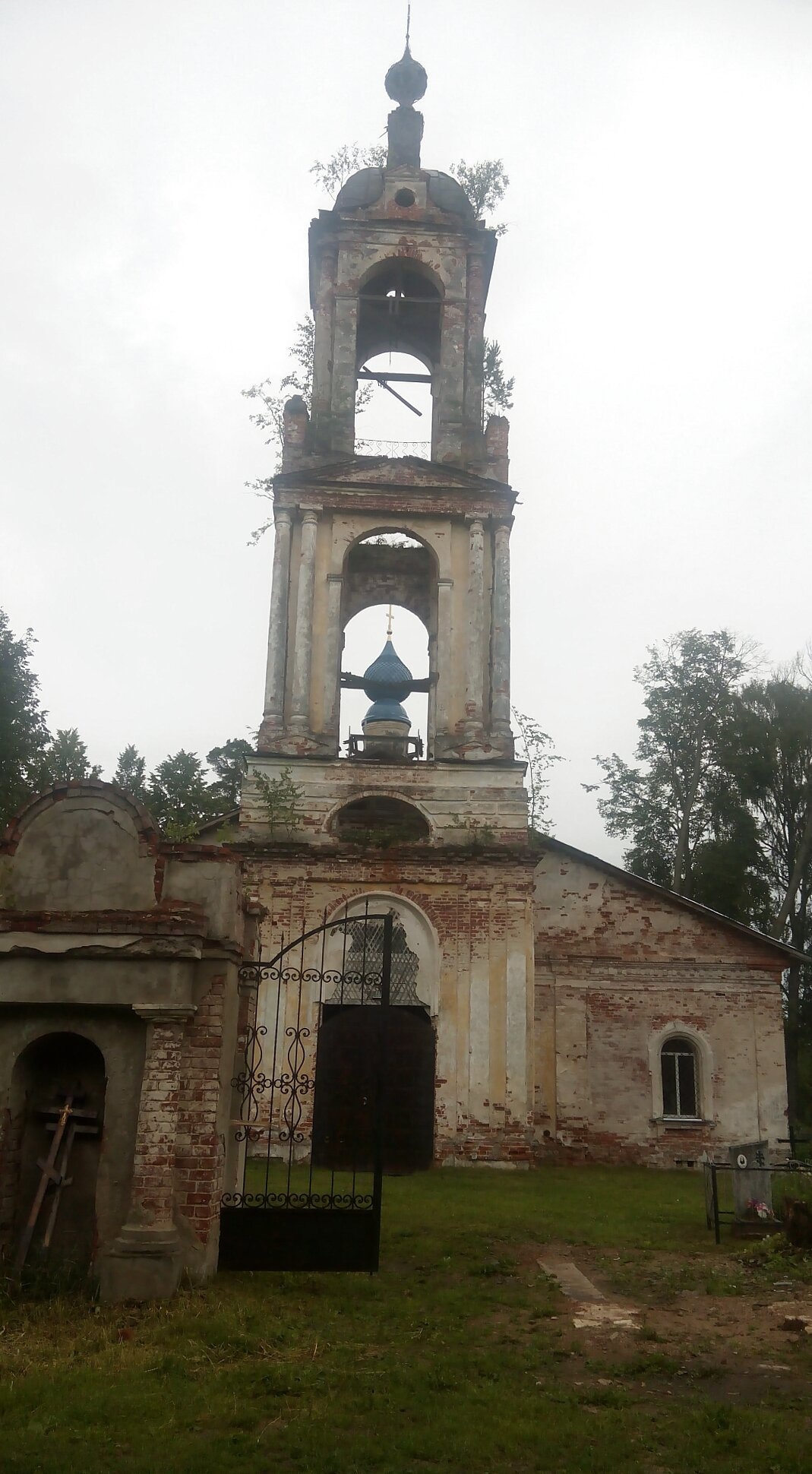 Церковь Святого Духа в Богородском - история и архитектура