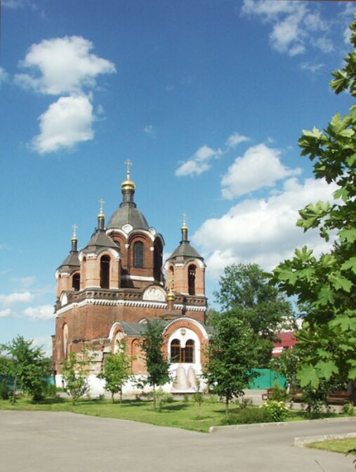 Храм иконы Божией Матери «Знамение» в Ховрине