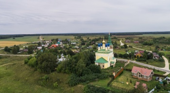 Церковь Рождества Пресвятой Богородицы в селе Горицы