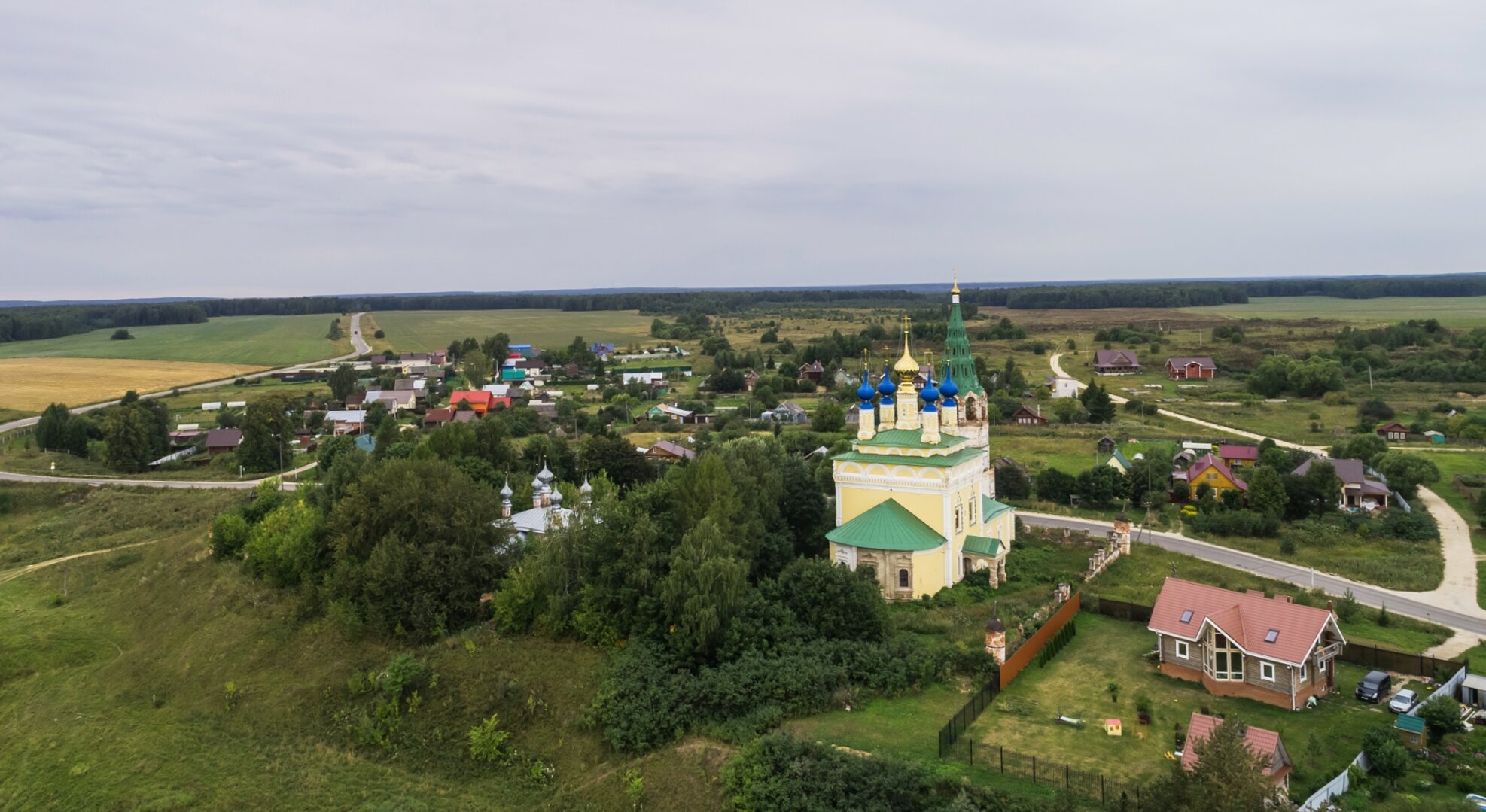 Церковь Рождества Пресвятой Богородицы в селе Горицы