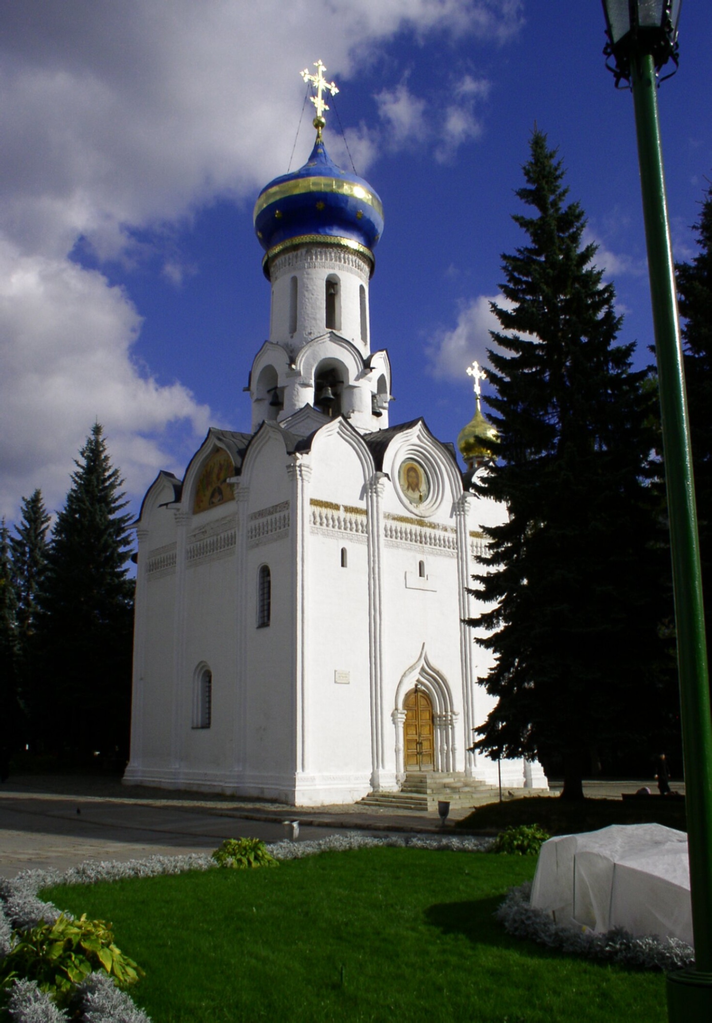 Церковь Сошествия Святого Духа в Троице-Сергиевой Лавре