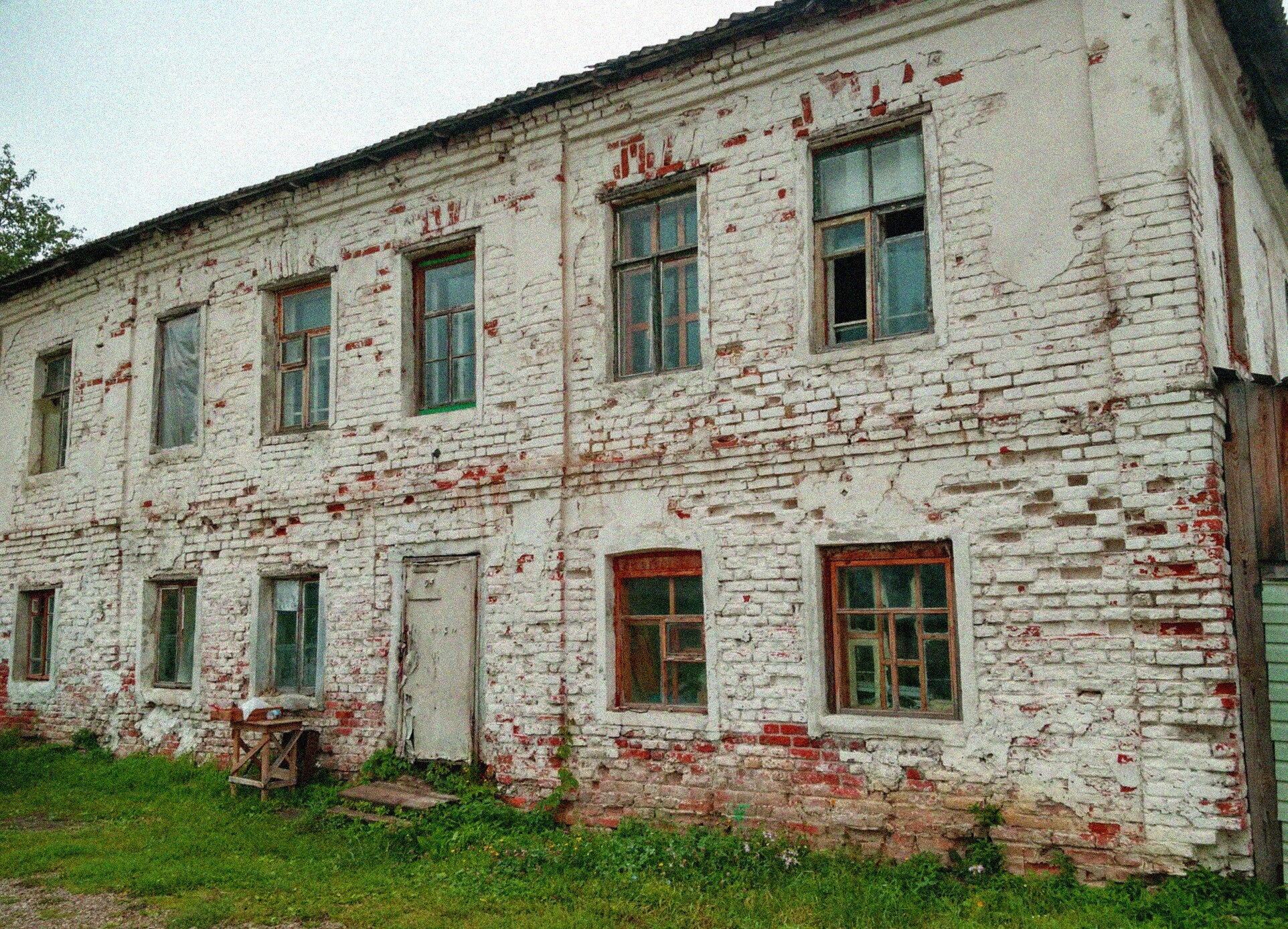 Монастырский корпус Спасо-Преображенского монастыря в Белёве