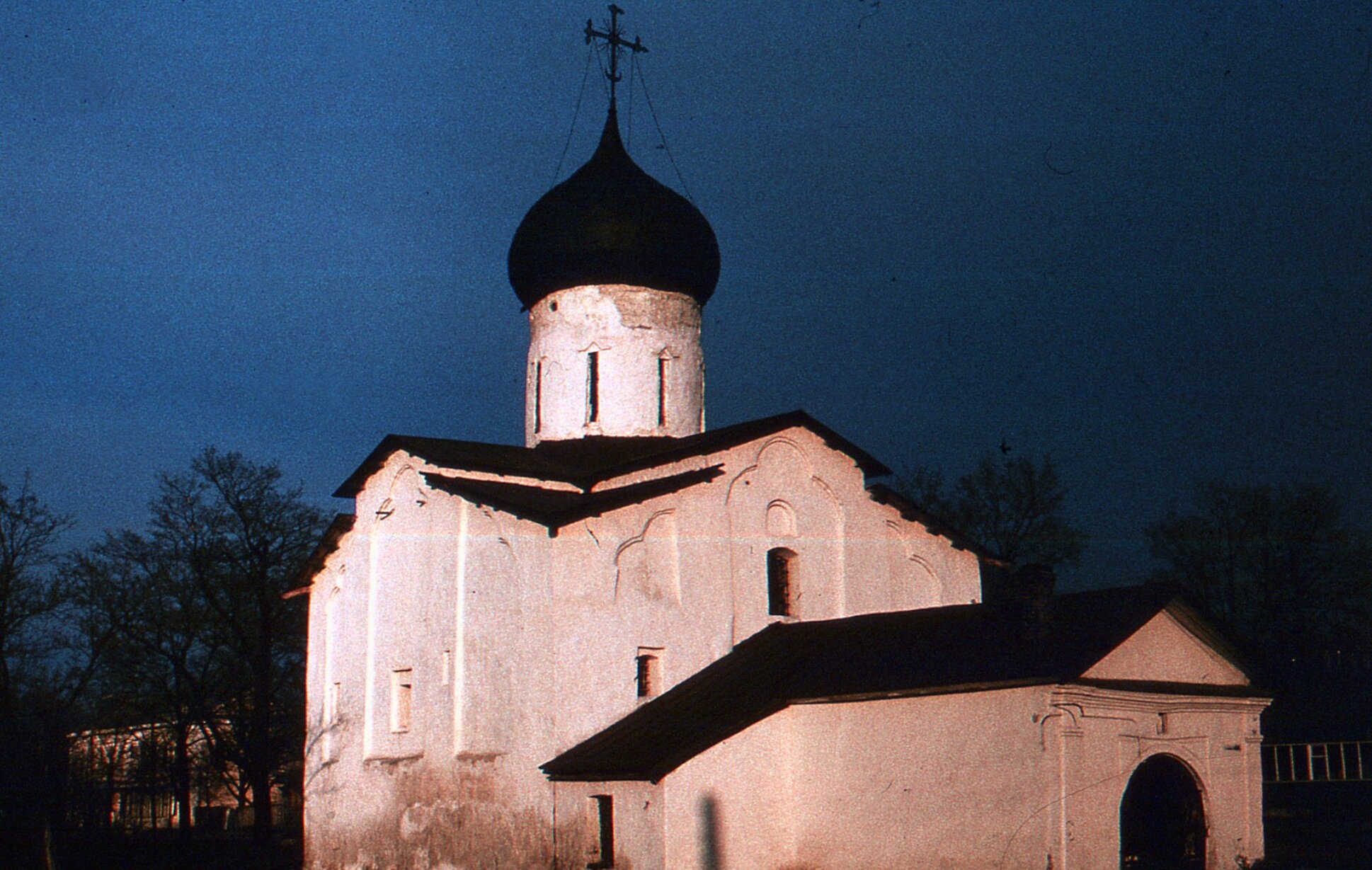 Церковь Святых Апостолов Петра и Павла с Буя в Пскове