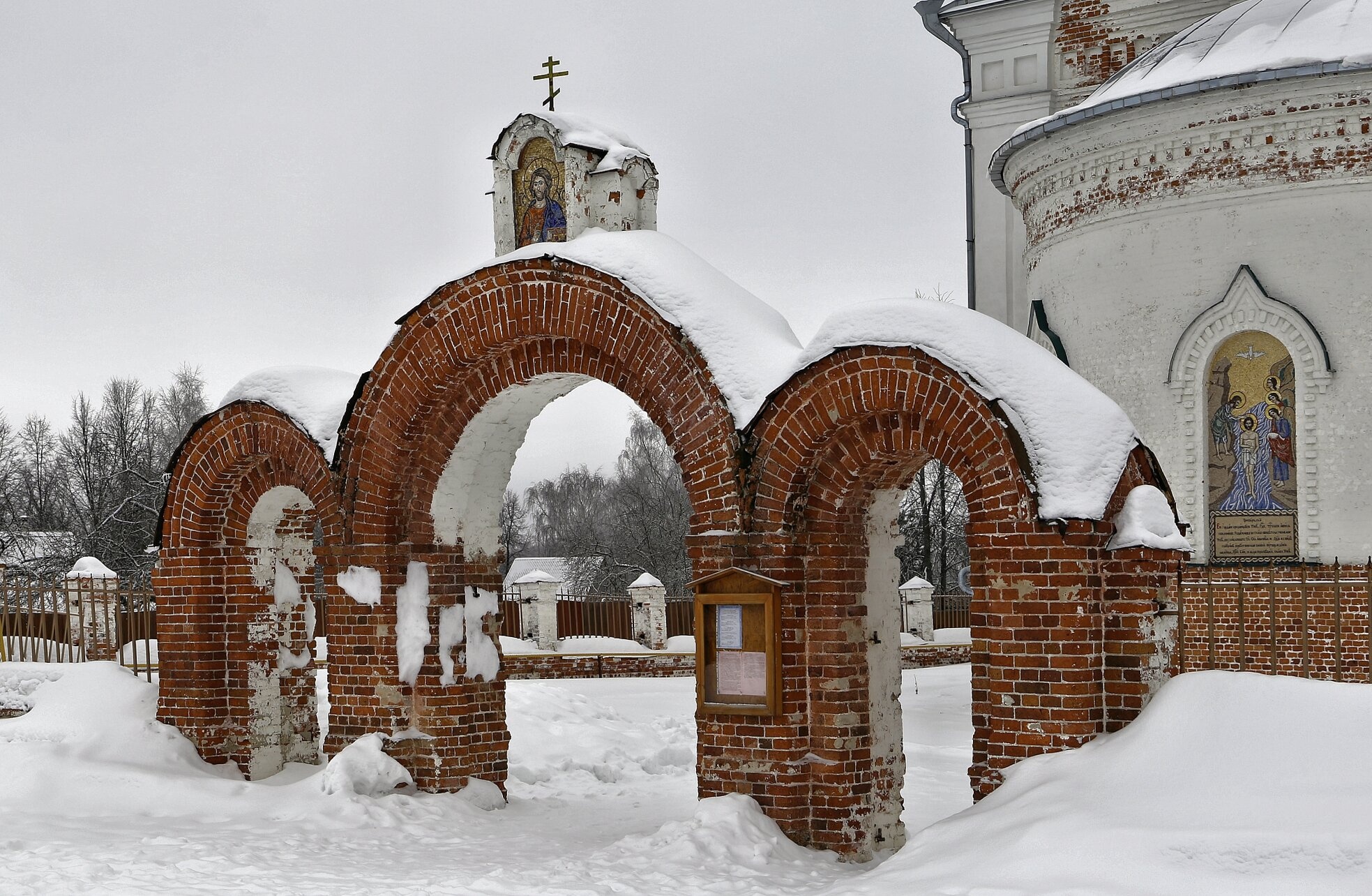 Церковь Покрова Пресвятой Богородицы в Омофорово