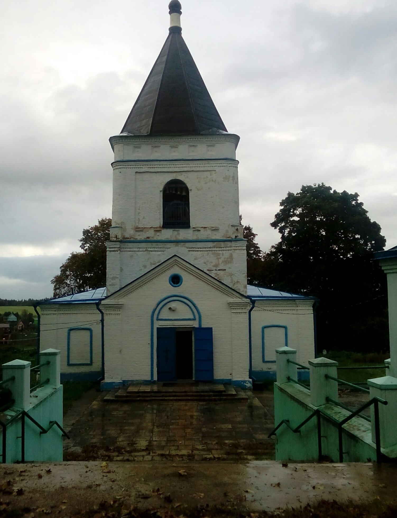 Храм иконы Божией Матери «Знамение» в селе Аннино