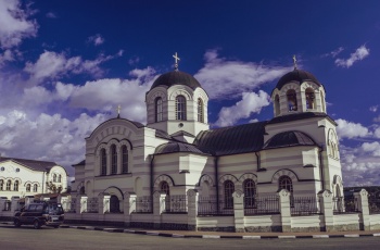 Храм Иоанна Богослова в селе Сынково