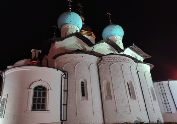 Благовещенский собор Казанского кремля в ночной подсветке