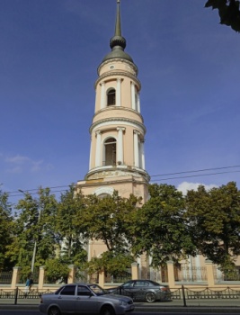 Колокольня Храма Святых Жён-Мироносиц в Калуге