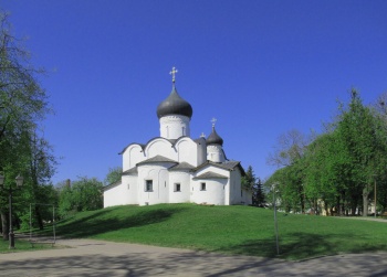 Церковь Василия Великого на Горке в Пскове