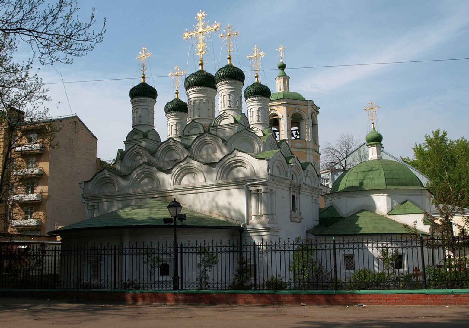 Храм Успения Пресвятой Богородицы в Путинках