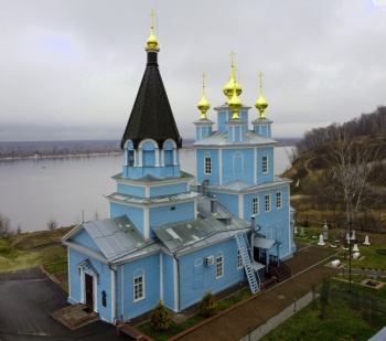 Церковь Казанской иконы Божией Матери в селе Великий Враг