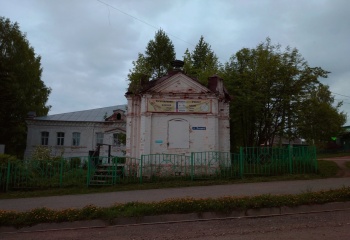 Церковь Воздвижения Креста Господня в Верх-Боровском