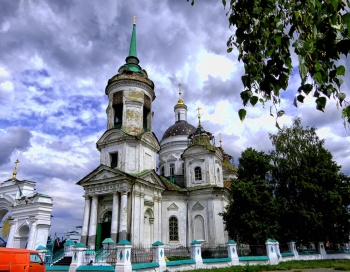 Храм Святителя Николая Чудотворца в селе Быньги