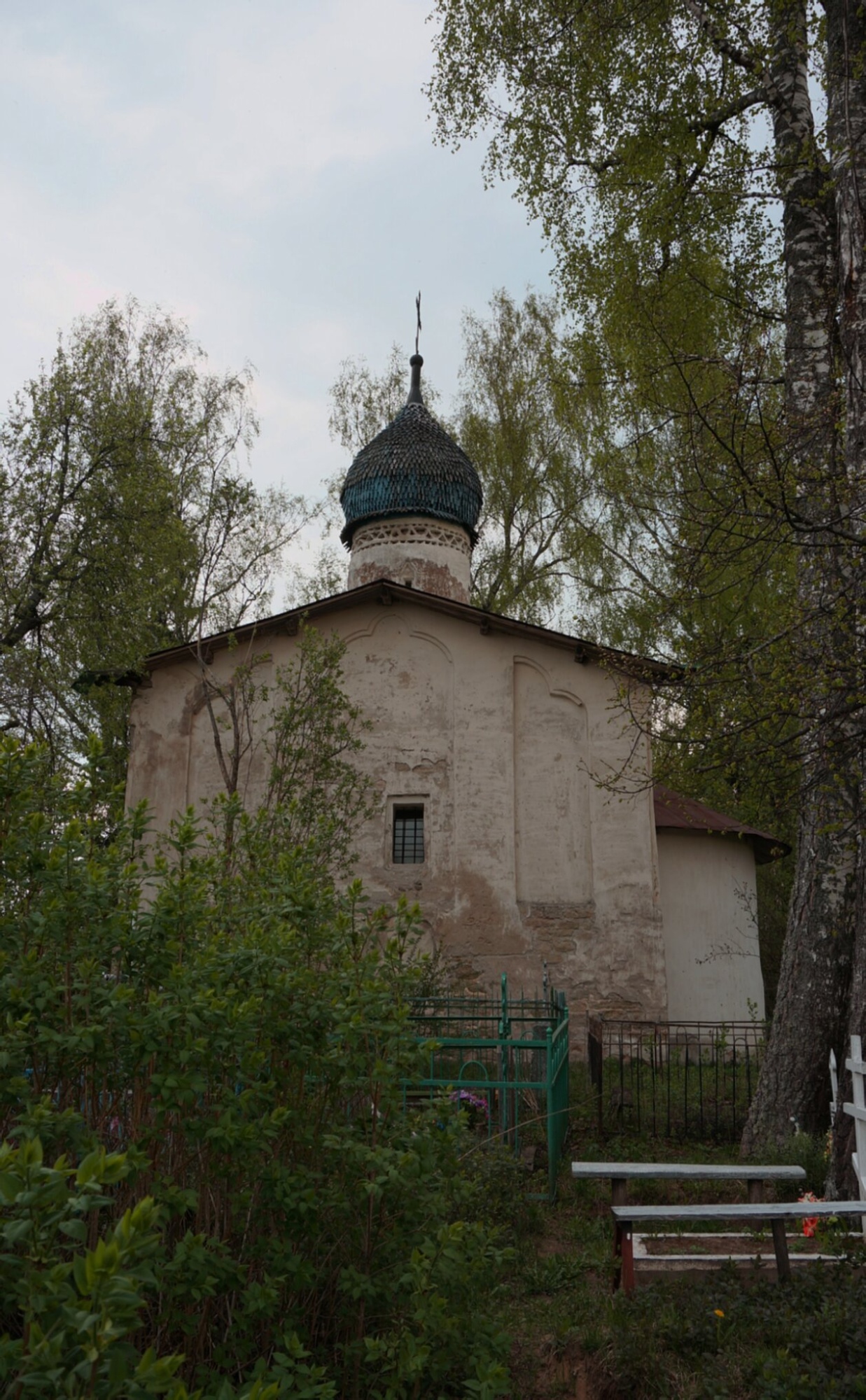 Церковь Воскресения Христова в деревне Пустое Воскресенье