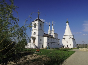 Спасо-Преображенский Воротынский монастырь (Спас-на-Угре)