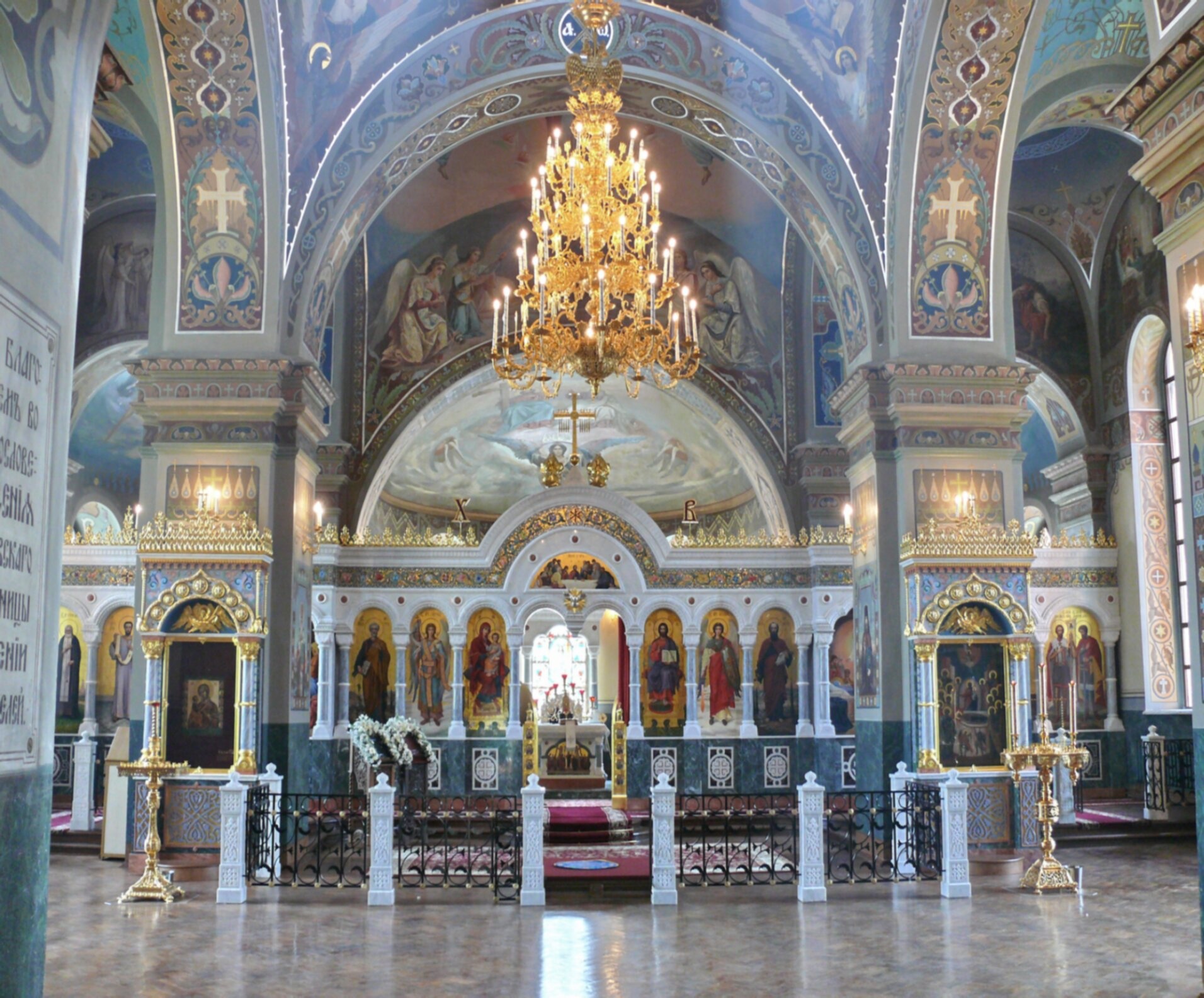 Интерьер Успенского собора Тульского кремля