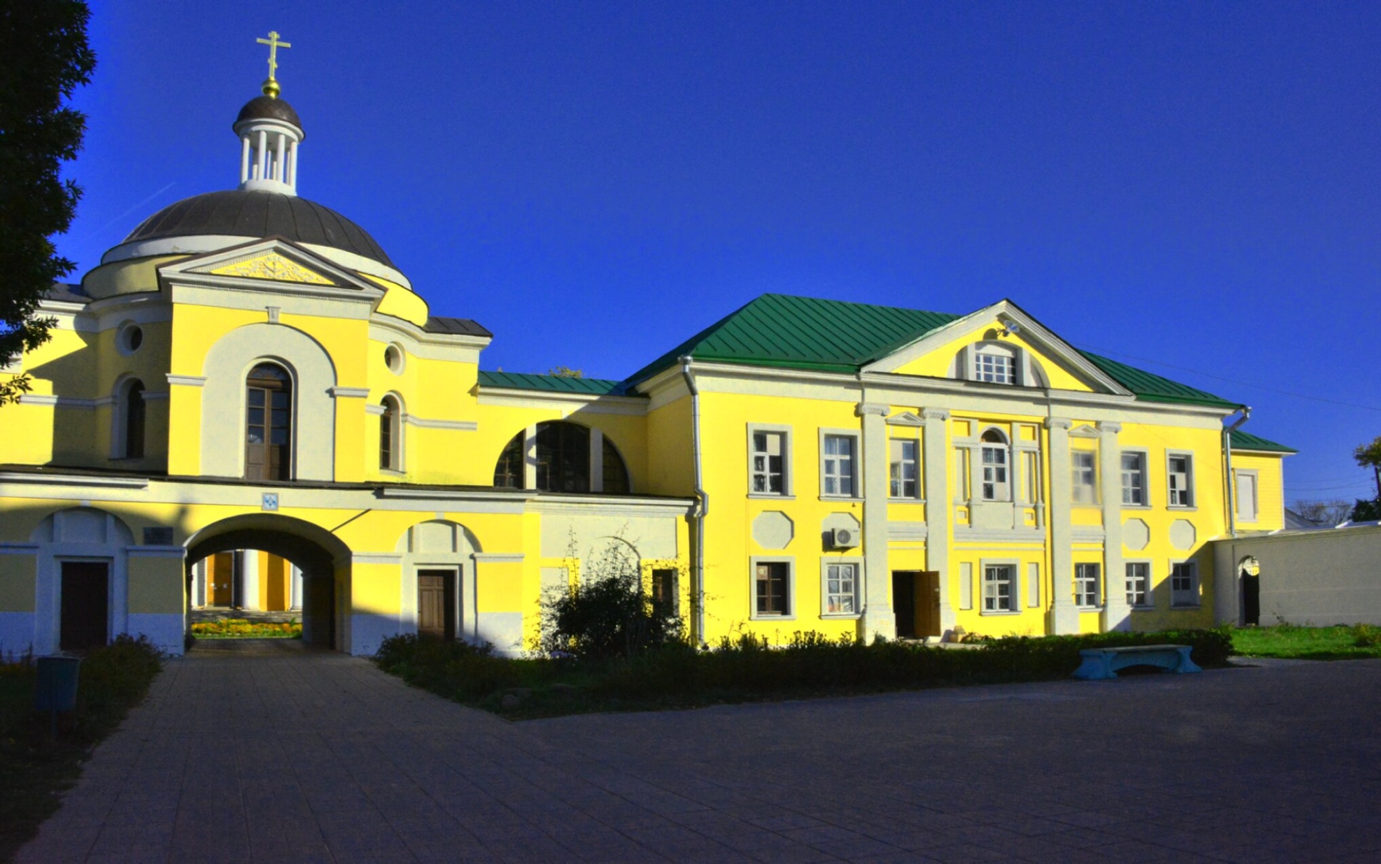 Воскресенский собор Христорождественского женского монастыря в Твери