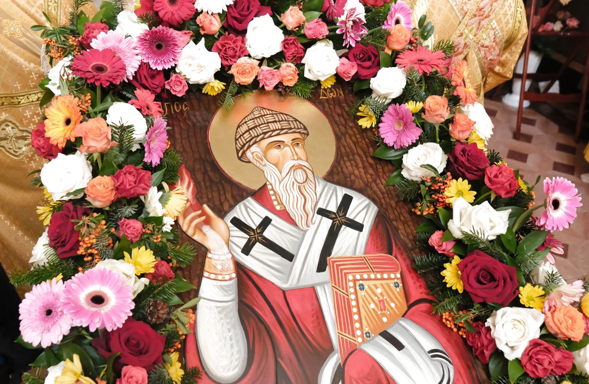 Икона святителя Спиридона Тримифунтского в храме города Краснодара