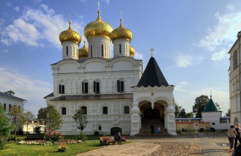 Троицкий собор Ипатьевского монастыря в Костроме