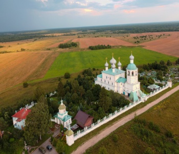 Храм Илии Пророка на Ильинском Засодимском погосте