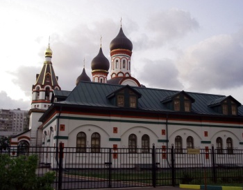 Храм Живоначальной Троицы в Старых Черемушках