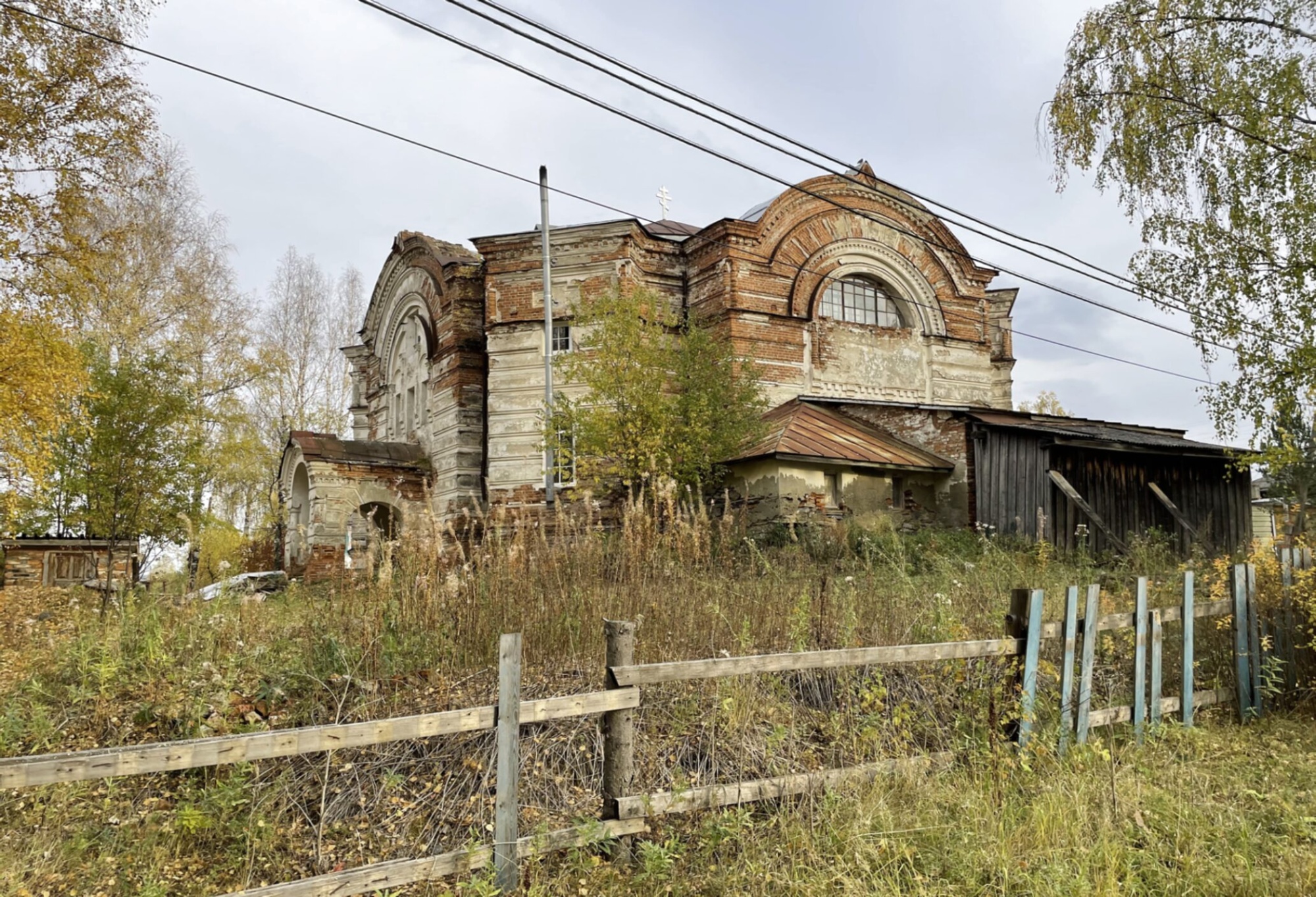 Церковь Рождества Пресвятой Богородицы в селе Краснополье