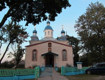 Храм Святой Равноапостольной Марии Магдалины в городском посёлке Паричи