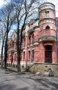 Историческое здание у Свято-Никольского кафедрального собора в Кисловодске