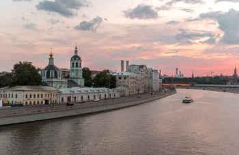 Церковь Николая Чудотворца в Заяицком - вид с Москвы-реки